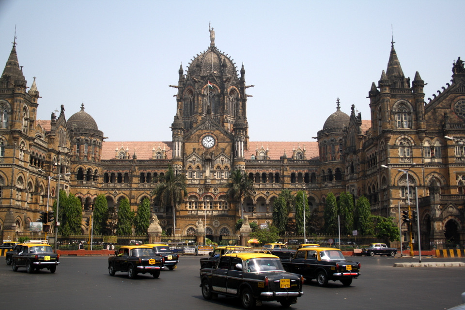 The legendary Chhatrapati Shivaji Terminus (CST) and the equally legendary Mumbai Taxis ! 