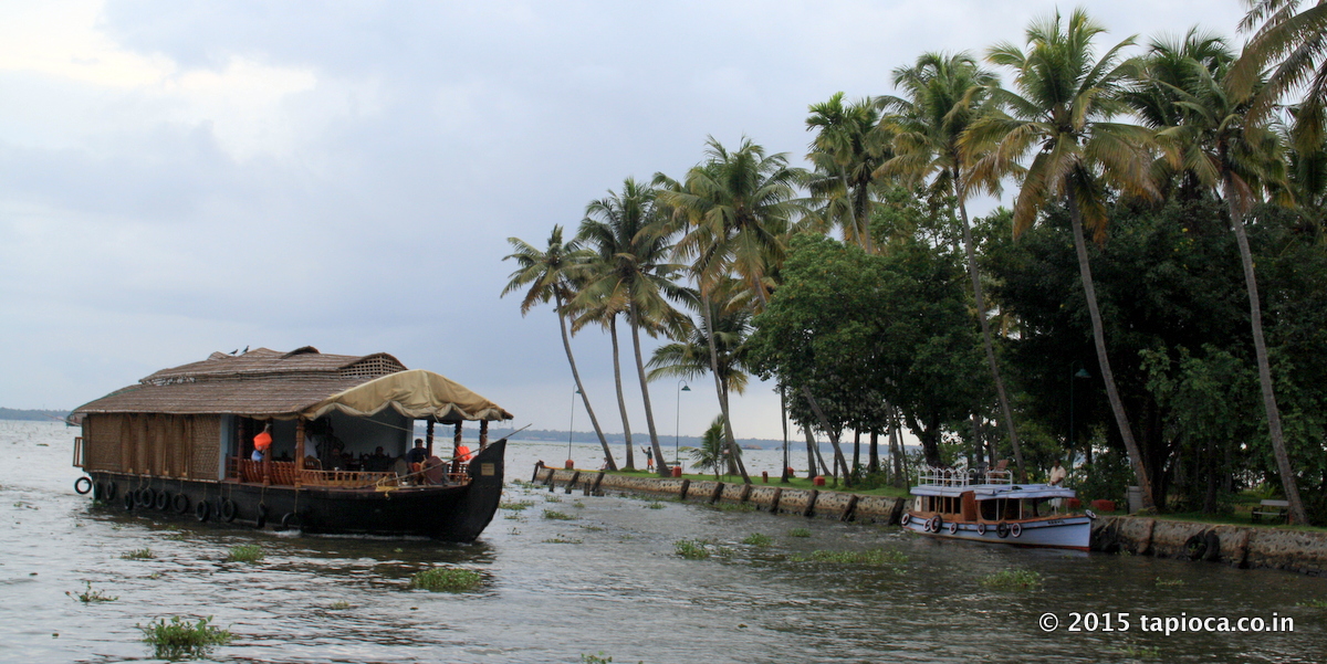House boats, one of the popular attractions of Kerala's tourism