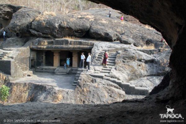 You can explore a number of residential quarters (viharas) in Kanheri