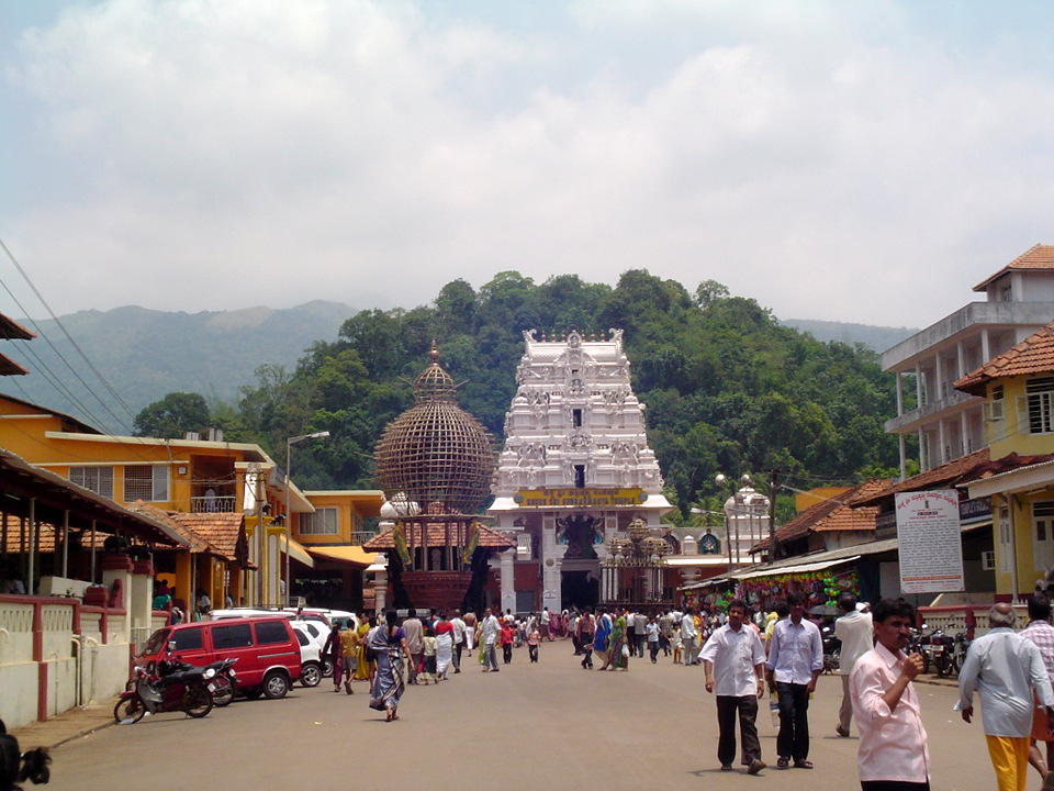 Kukke Subhrimaniya Temple Town