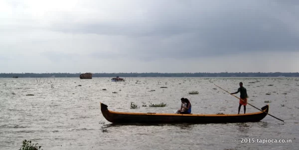 Canoe Tour in Kumarakom backwaters