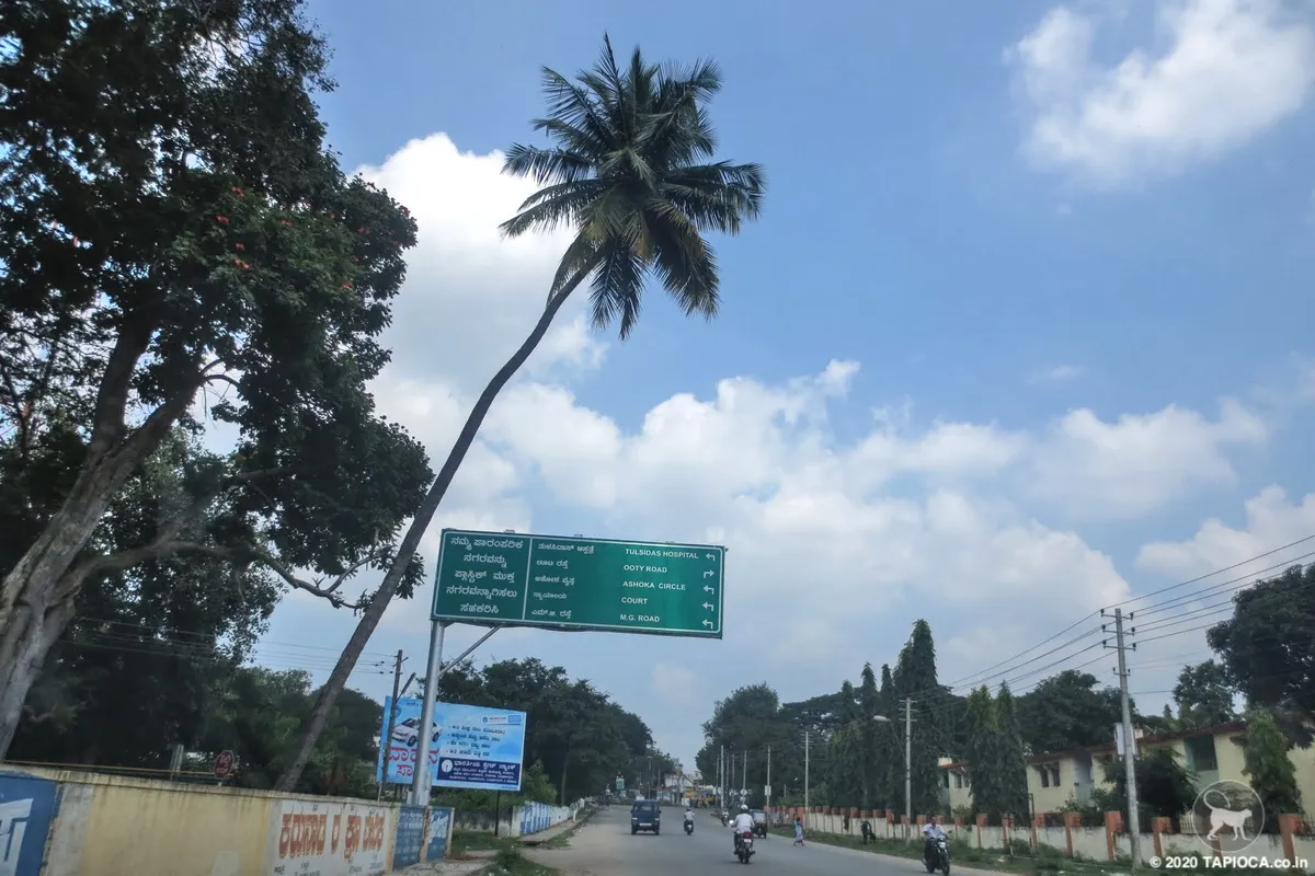 Mananthavady Road in Mysore City