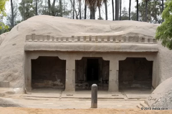 Atiranachanda Cave