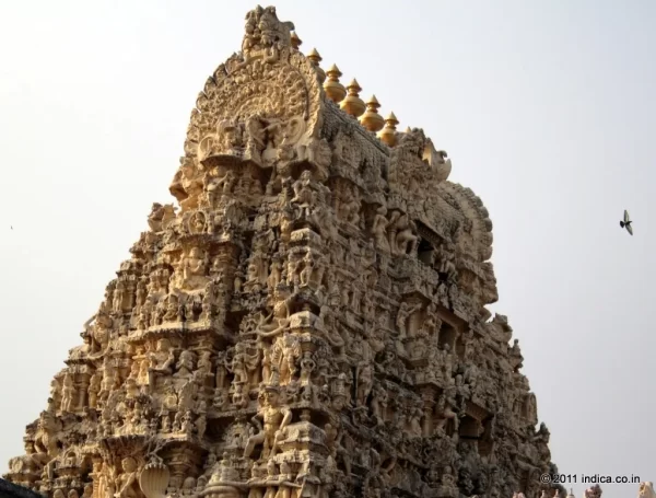 Heavyly stucco decorated tower of the Ekambaranathar Temple