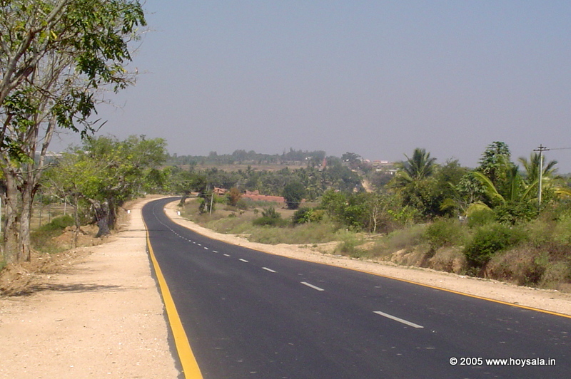 Road-Mysore-to-Hassan