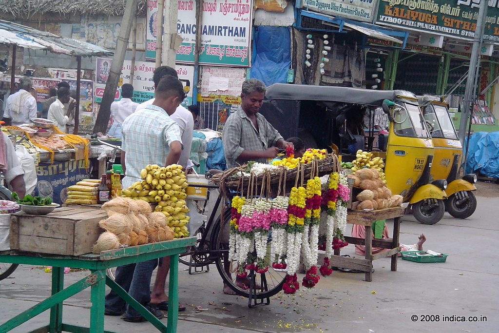 Flower vendors at the foothills of Palani