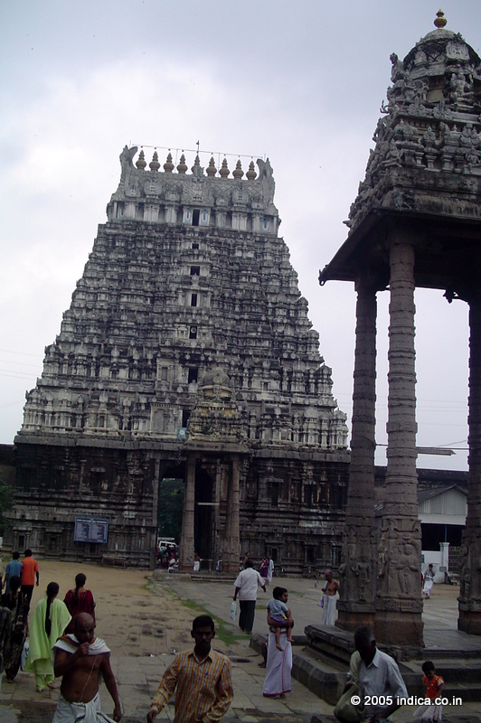 Gateway to Varadharaja perumal temple.