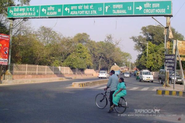 Direction to the Agra Fort Railway Station