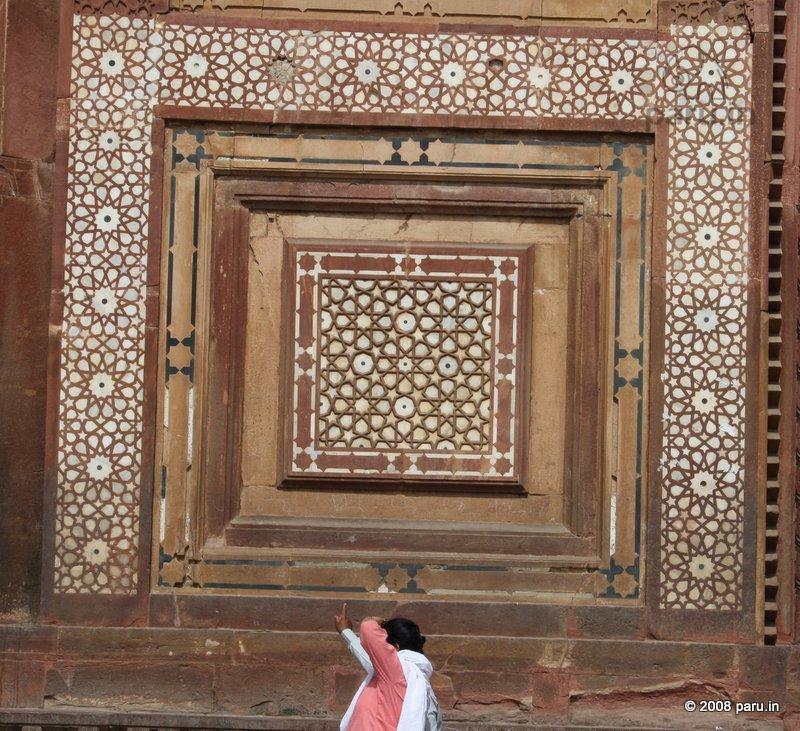 Fatehpur sikri outside Buland Darwaza