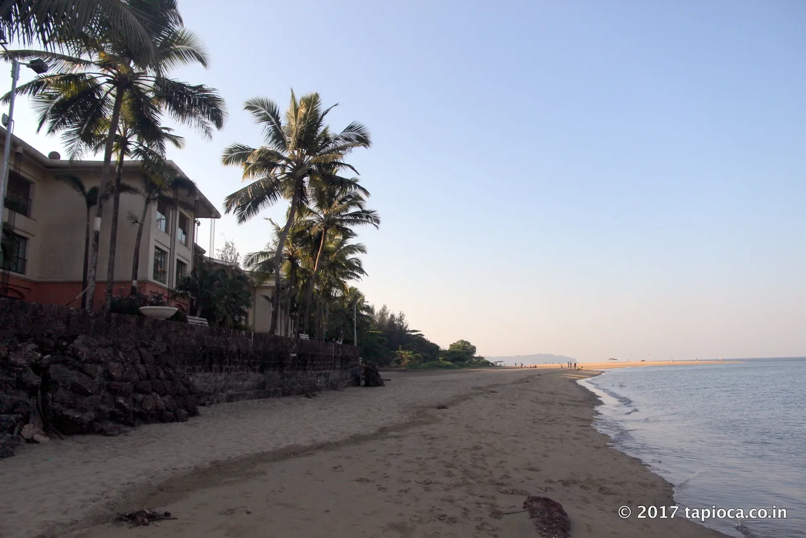 Resort overlooks the Miramar Beach and Mandovi River