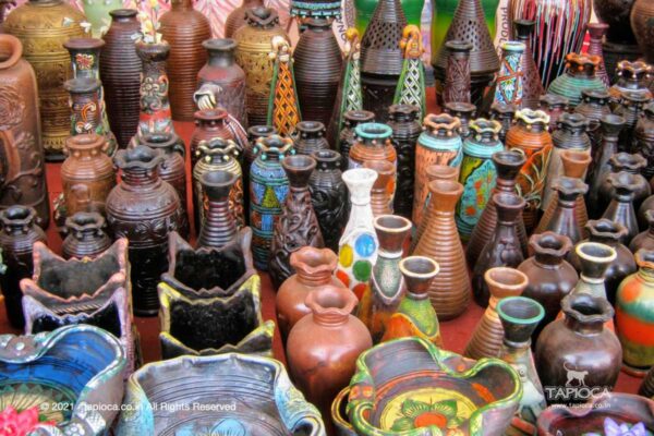 Terracotta ware in Haat