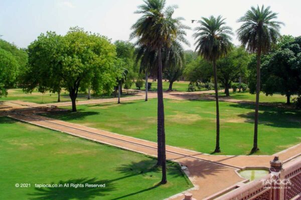 Garden in Humayun's Tomb complex Delhi