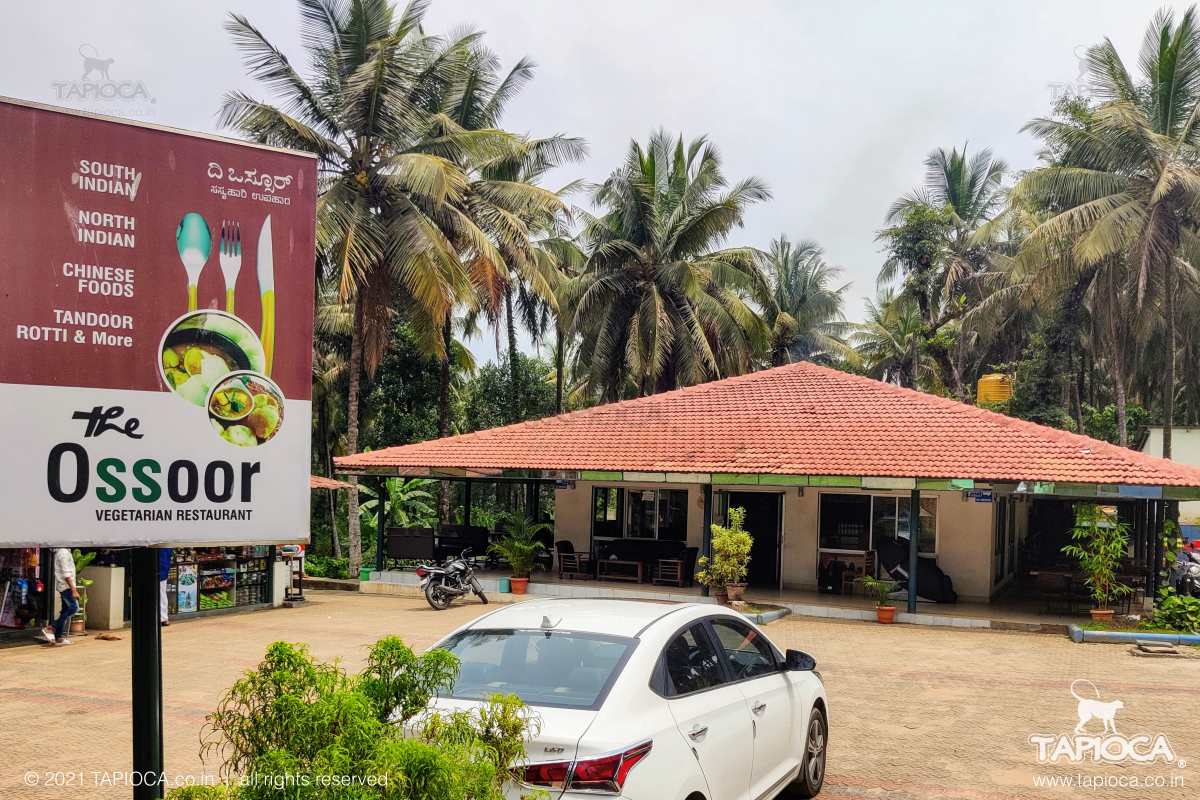 A popular driving restaurant on the Bangalore Mangalore highway 